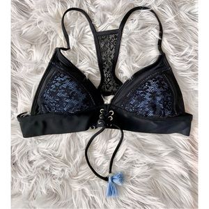 💥MOVING SALE | Black and blue lace swim top